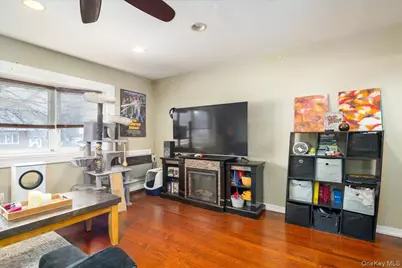 7918 149th Avenue, Howard Beach, NY 11414 - Photo 4