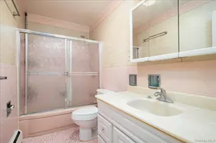 79-18 149th Ave, Howard Beach, NY 11414 - Photo 18