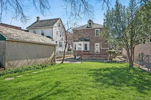 63-35 Alderton St, Rego Park, NY 11374 - Photo 10