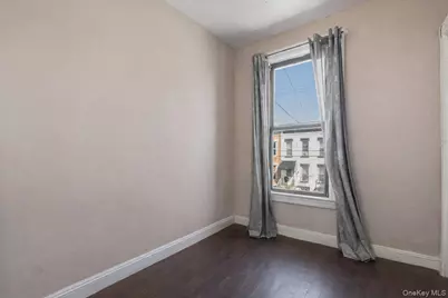 294 Autumn Avenue, Brooklyn, NY 11208 - Photo 8