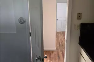 43 McAlester Ave, Hicksville, NY 11801 - Photo 24