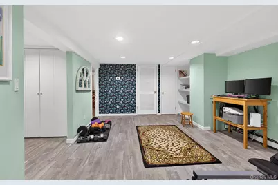 6 Wren Drive, Woodbury, NY 11797 - Photo 38