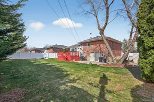 6 Wren Dr, Woodbury, NY 11797 - Photo 44