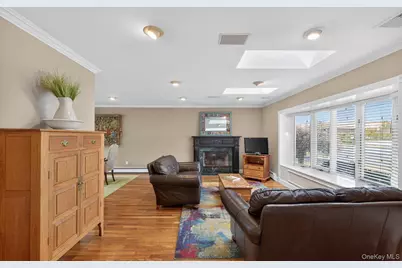 6 Wren Drive, Woodbury, NY 11797 - Photo 10