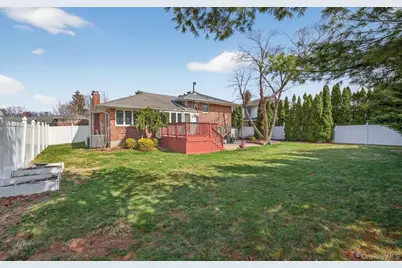 6 Wren Drive, Woodbury, NY 11797 - Photo 46