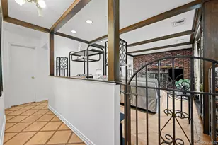 2225 Leighton Rd, Elmont, NY 11003 - Photo 6