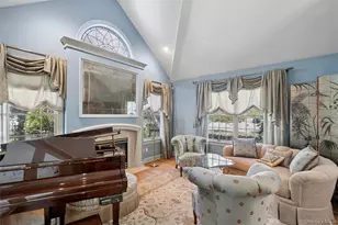 4 Astor Ct, Dix Hills, NY 11746 - Photo 10