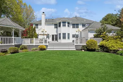 4 Astor Court, Dix Hills, NY 11746 - Photo 34
