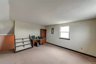 855 Pease Ln, West Islip, NY 11795 - Photo 20