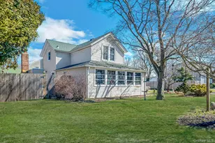 43 Wiggins Ave, Patchogue, NY 11772 - Photo 4