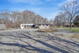 146 Halsey Manor Rd, Manorville, NY 11949 - Photo 6