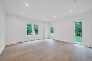 19 Pettit Dr, Dix Hills, NY 11746 - Photo 16