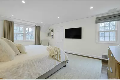 250 Mamaroneck Road, Scarsdale, NY 10583 - Photo 18