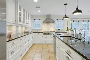 250 Mamaroneck Rd, Scarsdale, NY 10583 - Photo 10