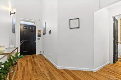 17 Woodrose Court, Middletown, NY 10940 - Photo 2