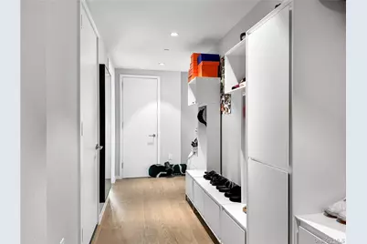 13327 39th Avenue #5Q, Flushing, NY 11354 - Photo 6