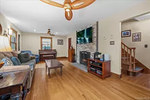 3318 Polo Pl, Bronx, NY 10465 - Photo 4