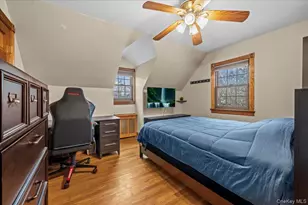 3318 Polo Pl, Bronx, NY 10465 - Photo 18