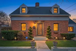 3318 Polo Pl, Bronx, NY 10465 - Photo 1