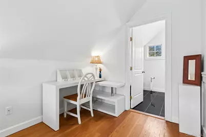 10 Foxboro Road, East Quogue, NY 11946 - Photo 30