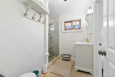 10 Foxboro Road, East Quogue, NY 11946 - Photo 20