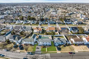 2505 Walters Ct, Bellmore, NY 11710 - Photo 38