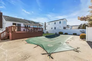 2505 Walters Ct, Bellmore, NY 11710 - Photo 32