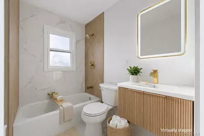 119 E Pennywood Avenue, Roosevelt, NY 11575 - Photo 14