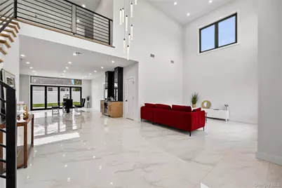 48 Martin Lane, Westbury, NY 11590 - Photo 4