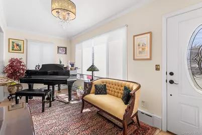 46 Riggs Place, Locust Valley, NY 11560 - Photo 6