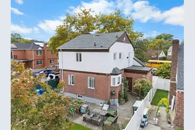 2623 Utopia Parkway, Flushing, NY 11358 - Photo 20