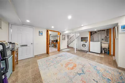 2623 Utopia Parkway, Flushing, NY 11358 - Photo 18
