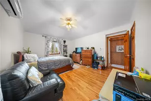 26-23 Utopia Pkwy, Flushing, NY 11358 - Photo 12