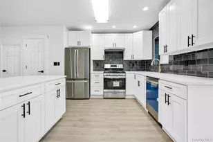 2829 Schurz Ave, Bronx, NY 10465 - Photo 10