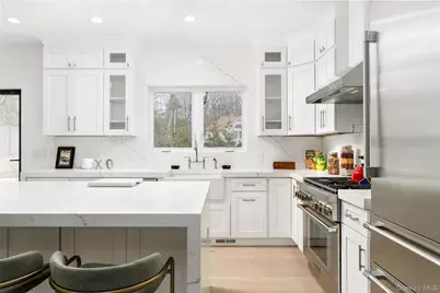 40 Waters Edge Road, Southampton, NY 11968 - Photo 6