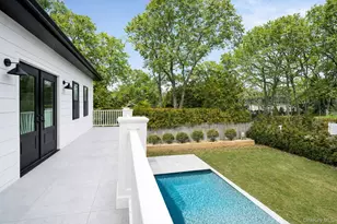 40 Waters Edge Rd, Southampton, NY 11968 - Photo 30