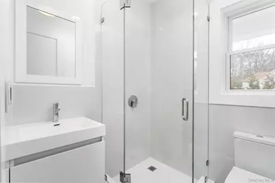 40 Waters Edge Road, Southampton, NY 11968 - Photo 14