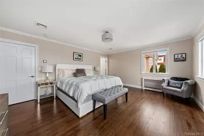 15496 Riverside Drive, Whitestone, NY 11357 - Photo 14