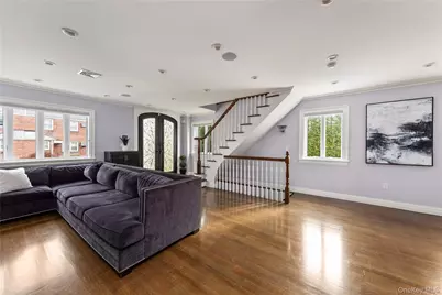 15496 Riverside Drive, Whitestone, NY 11357 - Photo 4