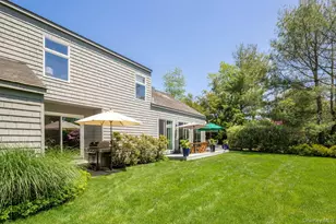 61 Huckleberry Ln, East Hampton, NY 11937 - Photo 4