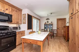 61 Huckleberry Ln, East Hampton, NY 11937 - Photo 10