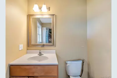 49 Lester Avenue, Freeport, NY 11520 - Photo 20