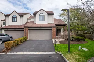 7 Brookridge Rd, New Rochelle, NY 10804 - Photo 2