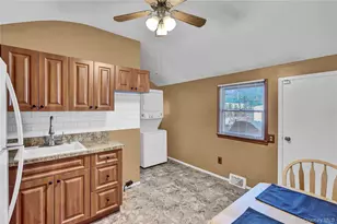 357 Deauville Blvd, Copiague, NY 11726 - Photo 22