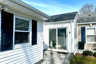 42 Freemont Ln, Coram, NY 11727 - Photo 2