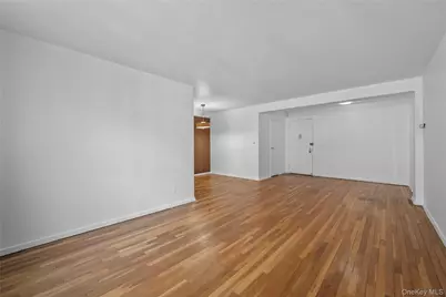 119 E Hartsdale Avenue #4F, Hartsdale, NY 10530 - Photo 4