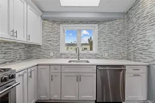 2812 Covered Bridge Rd, Merrick, NY 11566 - Photo 10