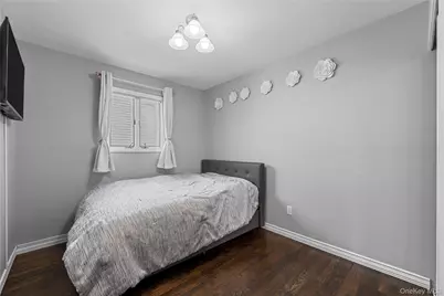 2812 Covered Bridge Road, Merrick, NY 11566 - Photo 22