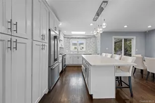 2812 Covered Bridge Rd, Merrick, NY 11566 - Photo 12