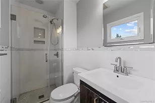 2812 Covered Bridge Rd, Merrick, NY 11566 - Photo 24